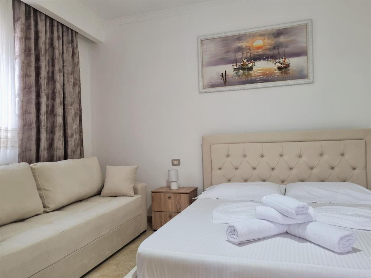 My Holiday House Hotel Durres Exterior photo